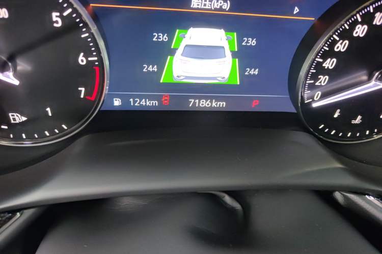 Used Buick Envision 2022 Encore S GS Two-Wheel Drive Smart & Sporty Model
