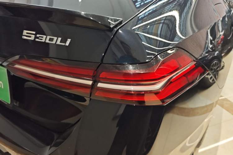 Used BMW 5 Series 2024 530Li Luxury Edition M Sport Package
