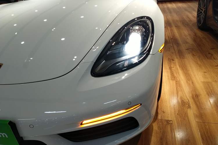 Used Porsche 718 2020 Boxster 2.0T
