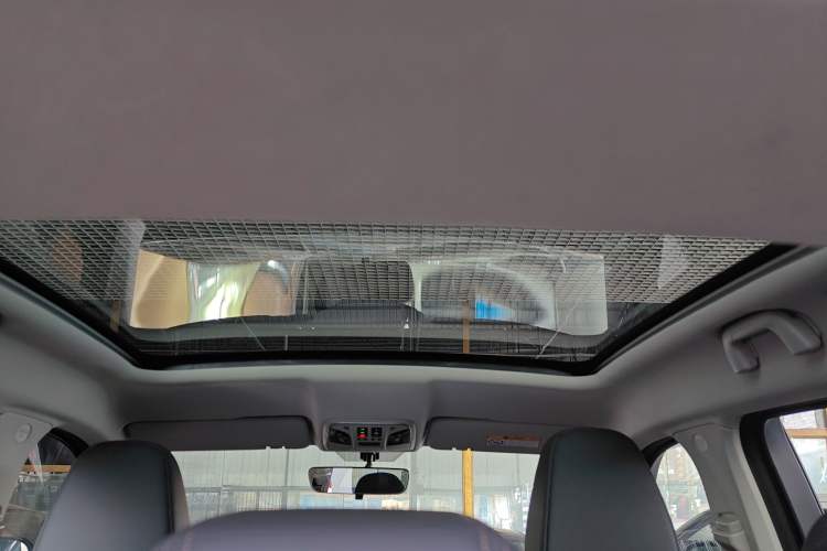 Used Wey VV5 2020 1.5T Two-Wheel Drive Color Pioneer