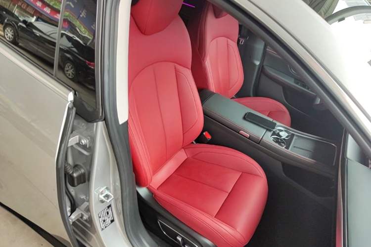 Used XPeng P7 2023 P7i 702 Max Right Front Seat