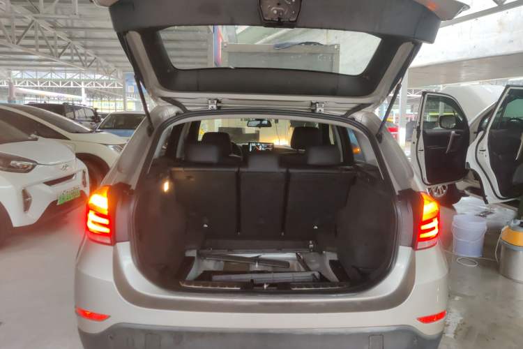 Used BMW X1 2015 sDrive18i Fashion Upgrade Edition
