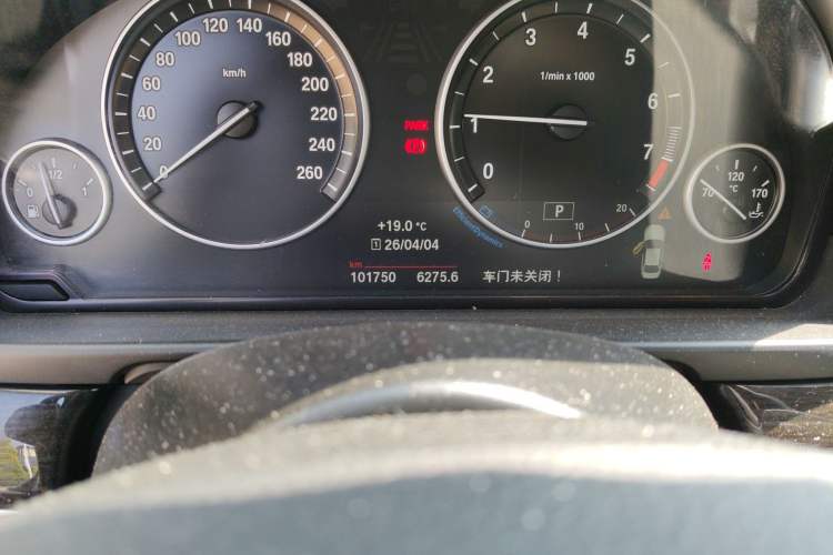 Used BMW 5 Series 2014 525Li Luxury Design Package