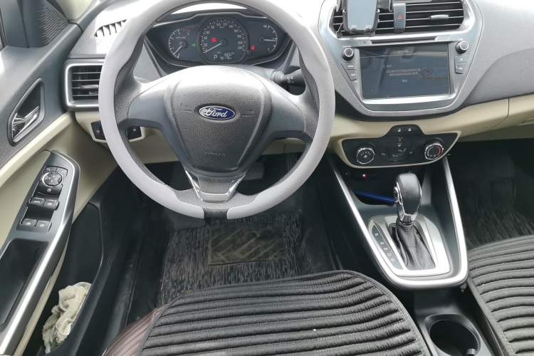 Used Ford Escort 2017 1.5L Automatic Comfort Model Steering Wheel
