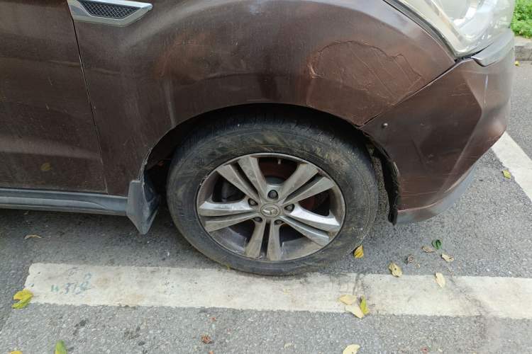 Used HYOSOW H3 2015 1.5L manual luxury version
