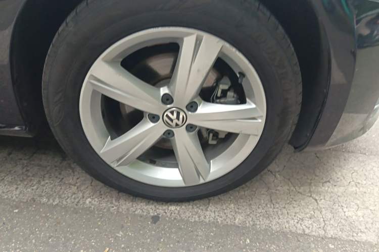 Used Volkswagen Passat 2015 1.8TSI DSG Prestige Edition