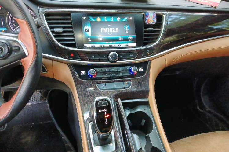 Used Buick LaCrosse 2018 28T Elite Edition