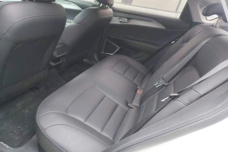 Used Geometry A 2024 410KM Travel Edition