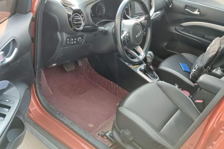 Used Kia kx1 Stonic 2021 1.4L CVT Sunroof Model Left Front Seat