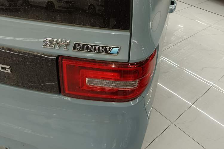 Used Wuling Hongguang MINIEV 2020 Freedom Version Lithium Iron Phosphate Exterior 3