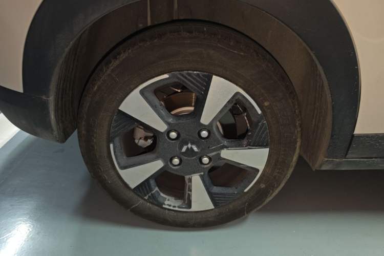 Used Wuling Bingo PLUS 2024 330 km Range Five-Seater Version