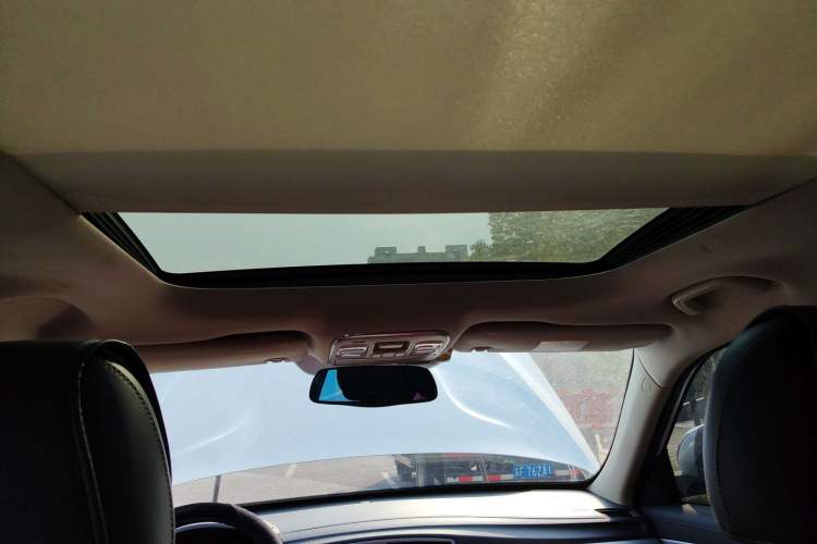 Used Geely Auto Emgrand X7 Sport 2016 2.0L Manual ZhiShang Version