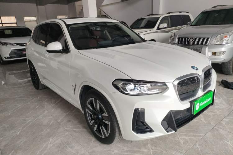 Used BMW iX3 2023 Leading Model