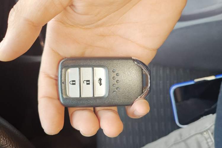 Used Honda Crider 2015 1.8L automatic luxury edition