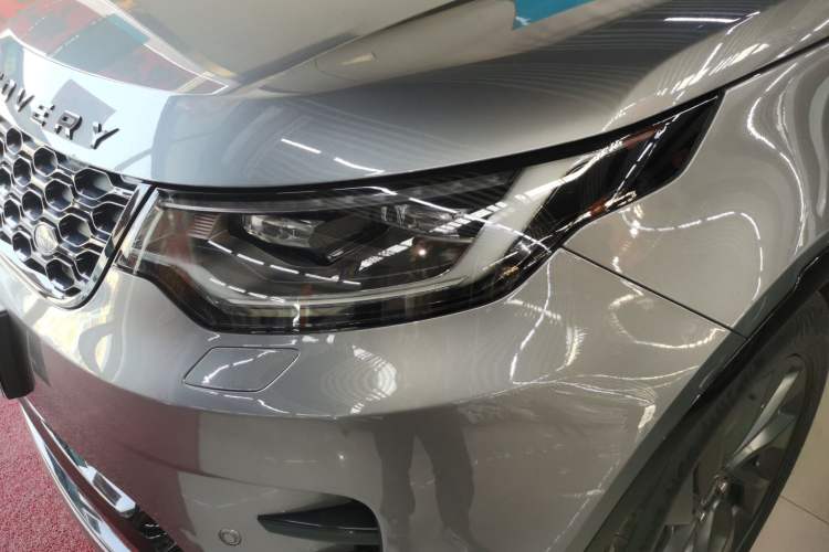 Used Land Rover Discovery 2021 360 PS R-Dynamic S
