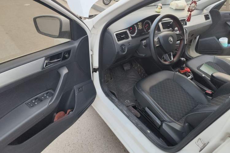 Used Skoda Rapid 2018 1.6L Automatic Comfort Edition