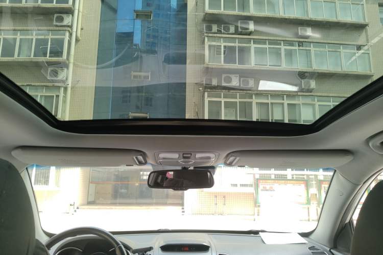 Used Kia Sorento  Headliner