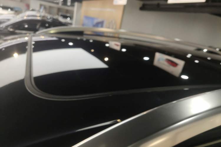 Used Volkswagen Tavendor 2024 380TSI All-Wheel Drive R-Line Cruise Edition Roof