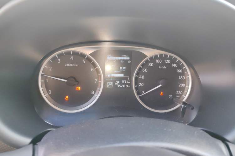 Used Nissan Kicks 2020 1.5L XL CVT Cool Enjoyment Edition