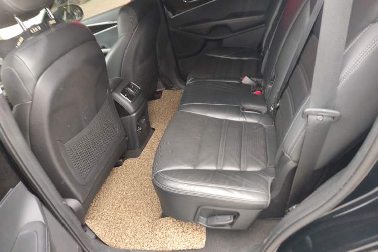 Used Kia Sorento 2015 Sorento L 2.0T Gasoline 4WD Elite Edition 5 Seats China IV Standard