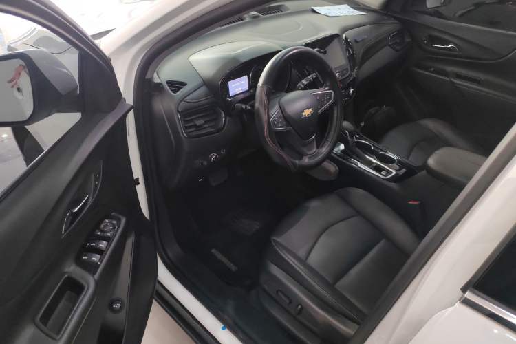 Used Chevrolet Equinox 2021 535T Yujie Edition Driver Seat