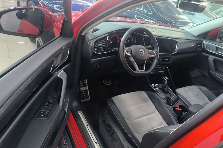 Used Volkswagen Tayron X 2020 330TSI Two-Wheel Drive Luxury Smart Connectivity Version
