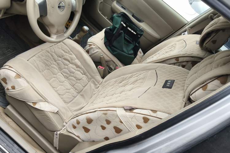 Used Nissan Tiida Sedan 2008 1.6L Manual Fashion Edition Left Front Seat