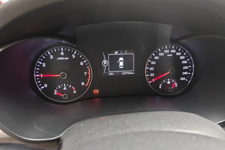 Used Kia K5 2016 1.6T Automatic LUX Odometer Close Up