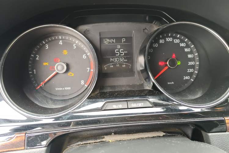 Used Volkswagen Bora 2013 1.4T Automatic Luxury Model Instrument Cluster