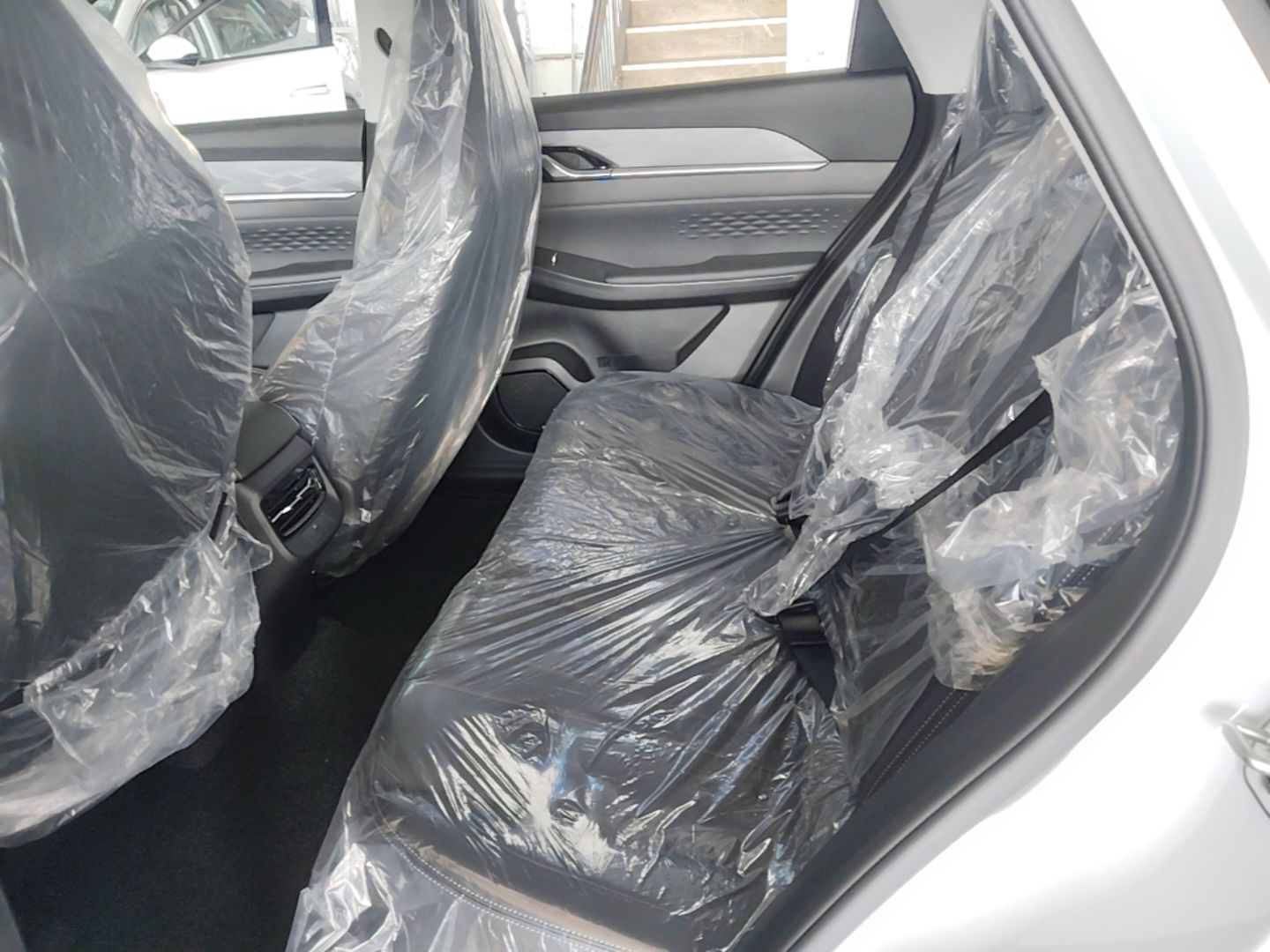 Dongfeng Aeolus SKY EV01 2025 530 km AIR Elite Edition — снимка 20