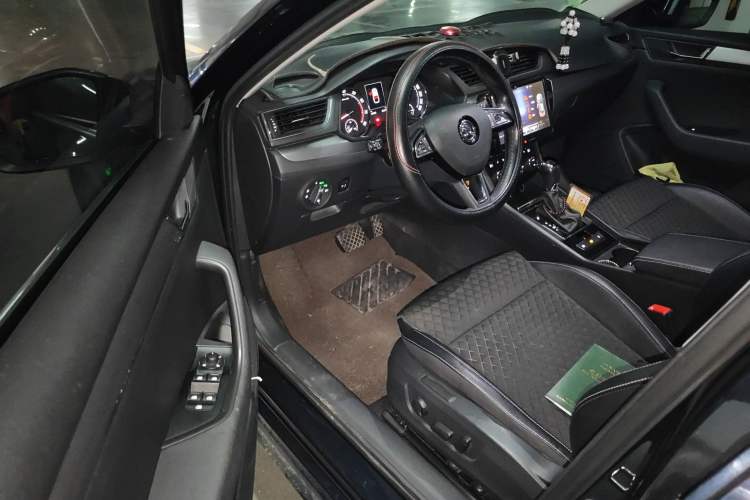 Used Skoda Superb 2016 TSI280 DSG Innovation Edition