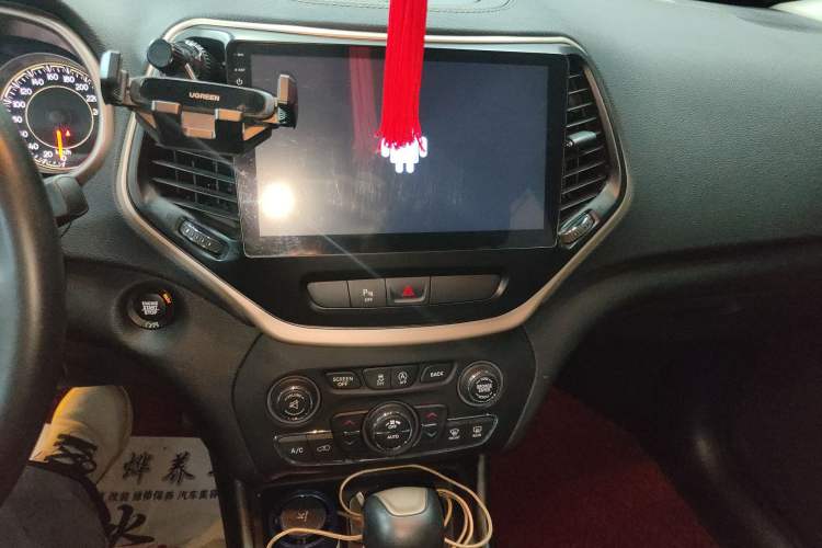 Used Jeep Cherokee 2017 2.4L Leading Edition