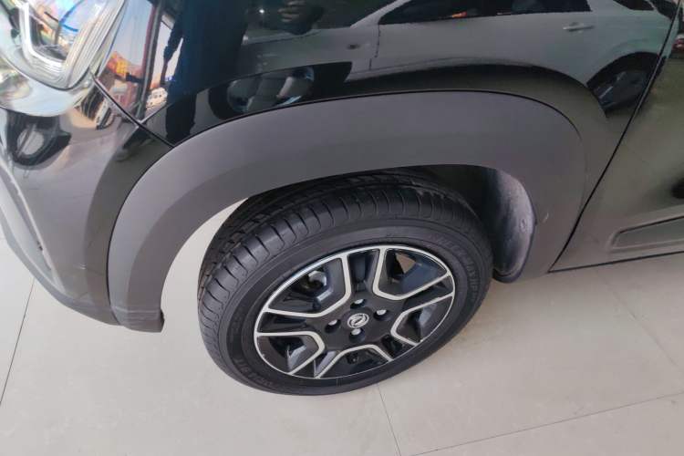 Used Dongfeng NAMMI BOX 2022 Chasing Wind Edition 331 km Standard Model