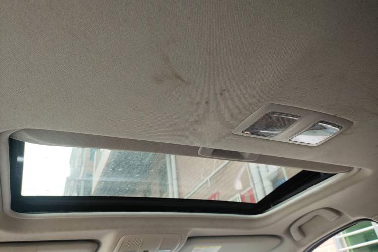 Used Mazda CX-5 2015 2.0L Automatic Two-Wheel Drive Urban Version Headliner