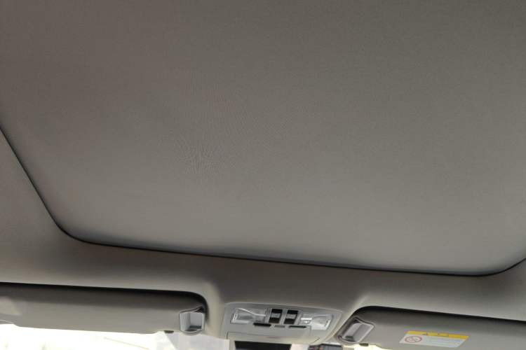 Used Toyota Highlander 2018 2.0T Four-Wheel Drive Supreme Edition 7-Seater China VI Headliner