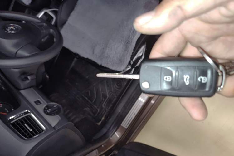 Used Volkswagen Gran Lavida 2013 1.4 TSI Automatic Comfort Model
