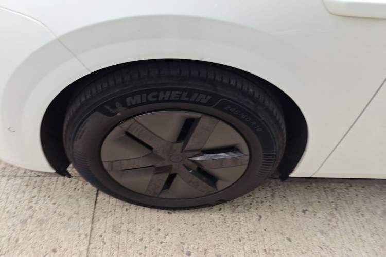 Used Li Auto MEGA 2024 Ultra Model
