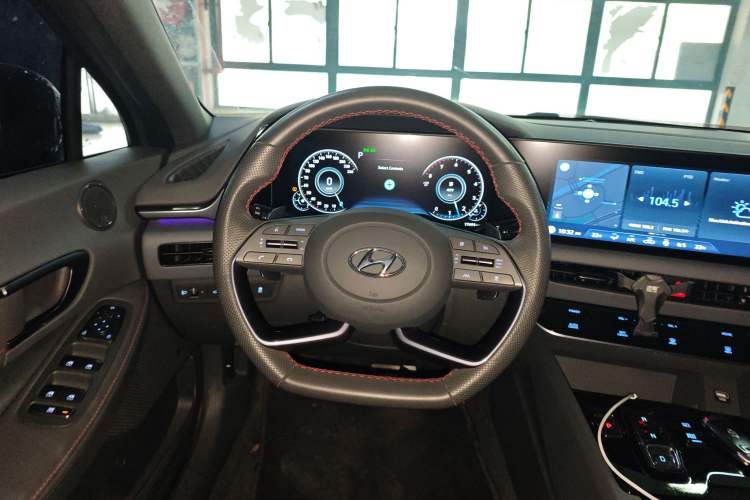 Used Hyundai Sonata 2022 380TGDi Automatic 20th Anniversary Edition Steering Wheel