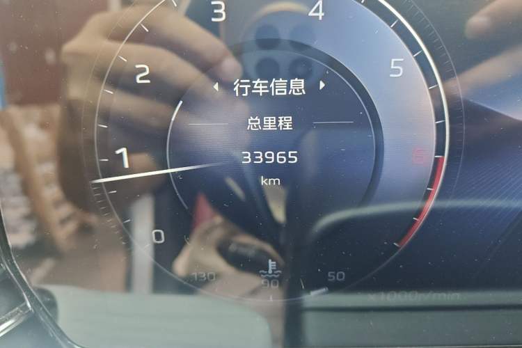 Used Hongqi HS5 2025 2.0T Two-Wheel Drive Flagship Pro Edition