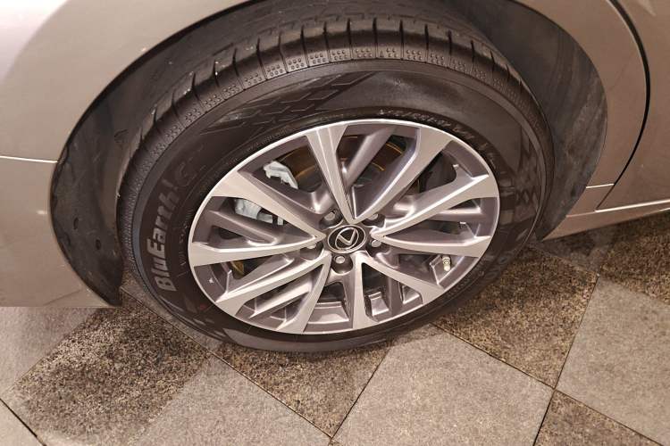 Used Lexus ES 2022 200 Excellence Edition