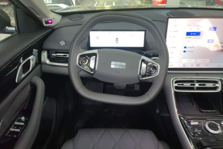 Used Geely Galaxy A7 2025 Model EM-i 70km Exploration Edition Steering Wheel