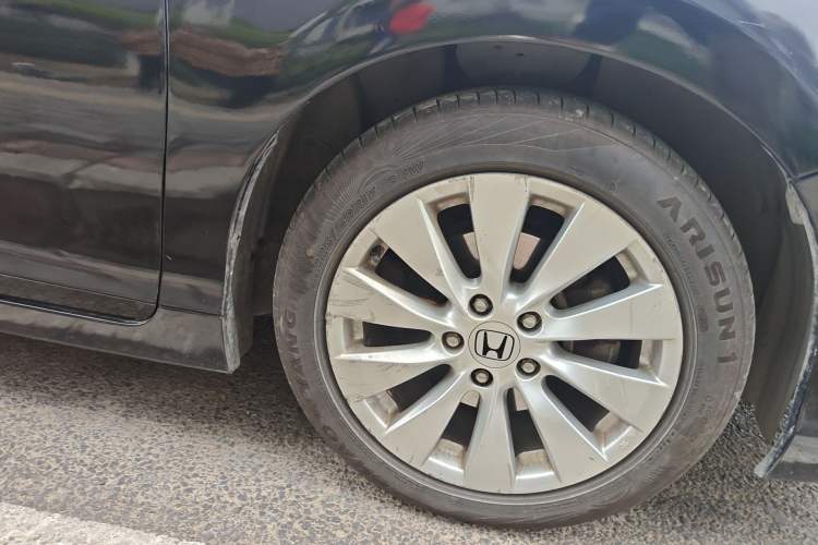 Used Honda Accord 2014 2.4L EX Luxury Edition Right Front Wheel Hub