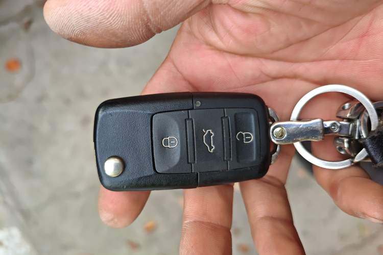 Used Volkswagen Lavida 2011 1.4 TSI DSG Prestige Edition Vehicle Key