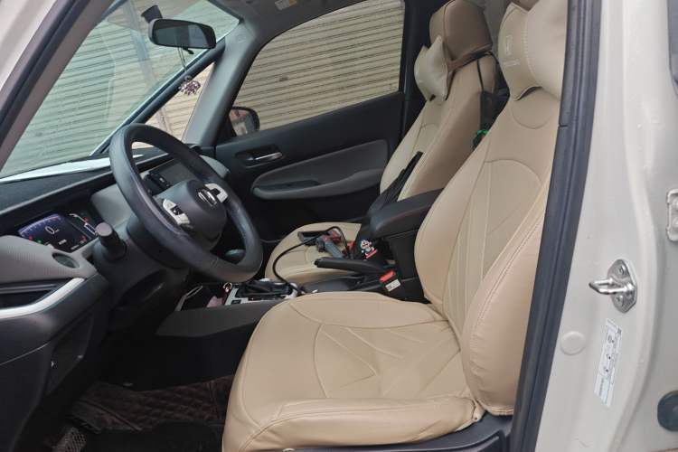 Used Honda LIFE 2021 1.5L CVT CRO-S Fun Edition Left Front Seat