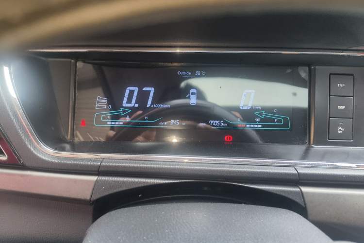 Used CHANGAN KAICHENG Oushang A600 2016 1.5L Manual Luxury 7-Seater Instrument Cluster