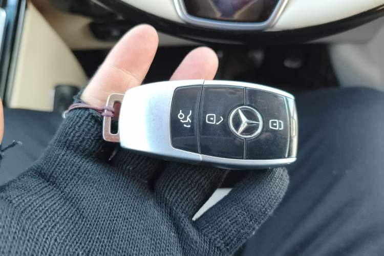 Used Mercedes-Benz Vito 2021 2.0T Business Version 7 Seats