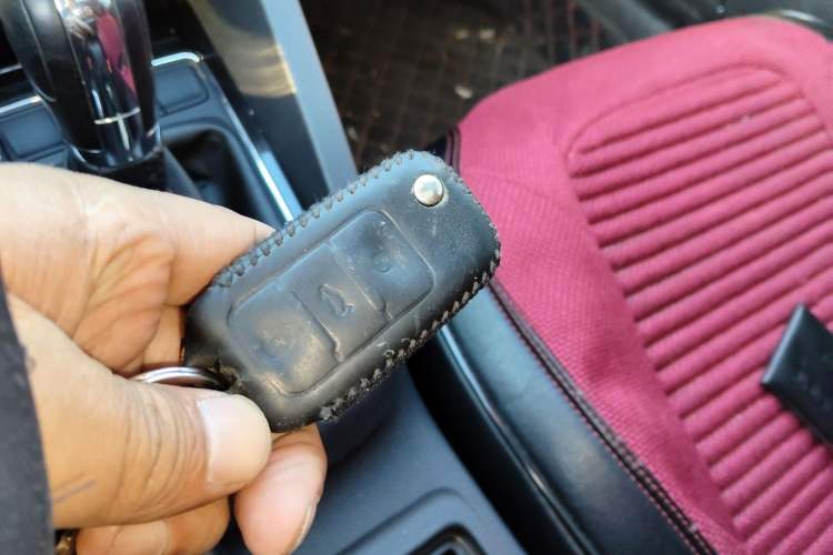 Used Volkswagen Sagitar 2018 280TSI DSG Comfort Model Vehicle Key