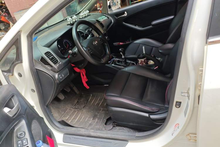 Used Kia K3 2016 1.6L Manual GL
