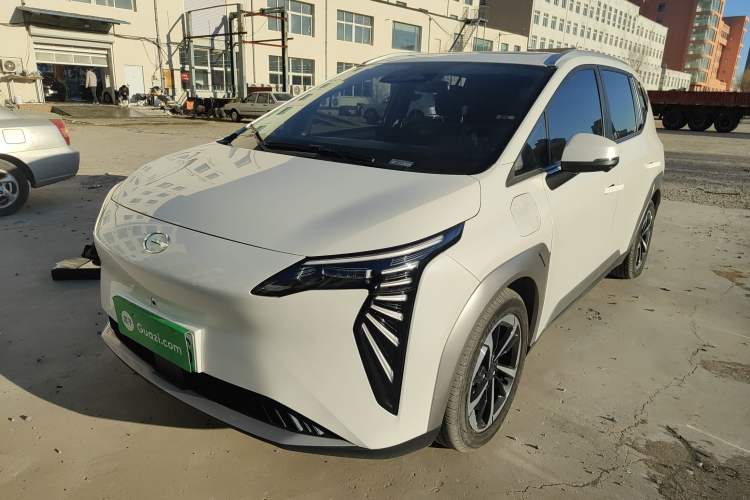 Used AION Y 2023 Younger Star Edition