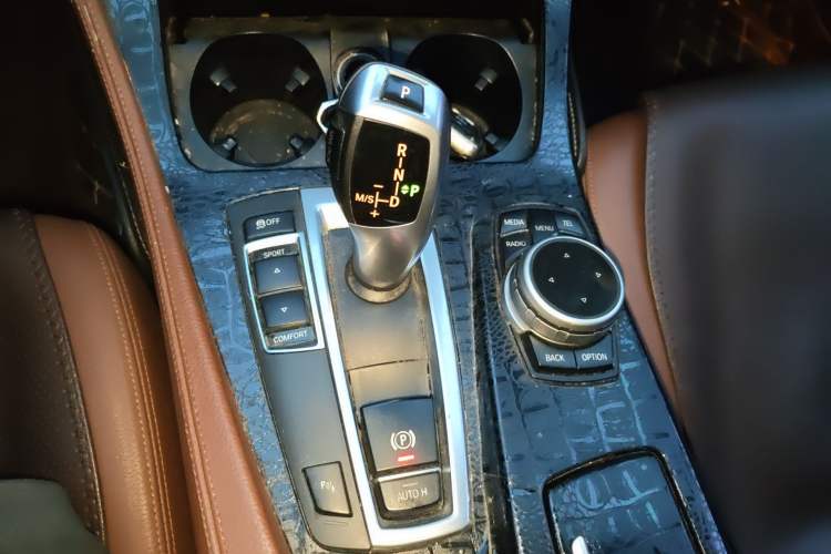 Used BMW 5 Series 2017 520Li Elegant Edition
